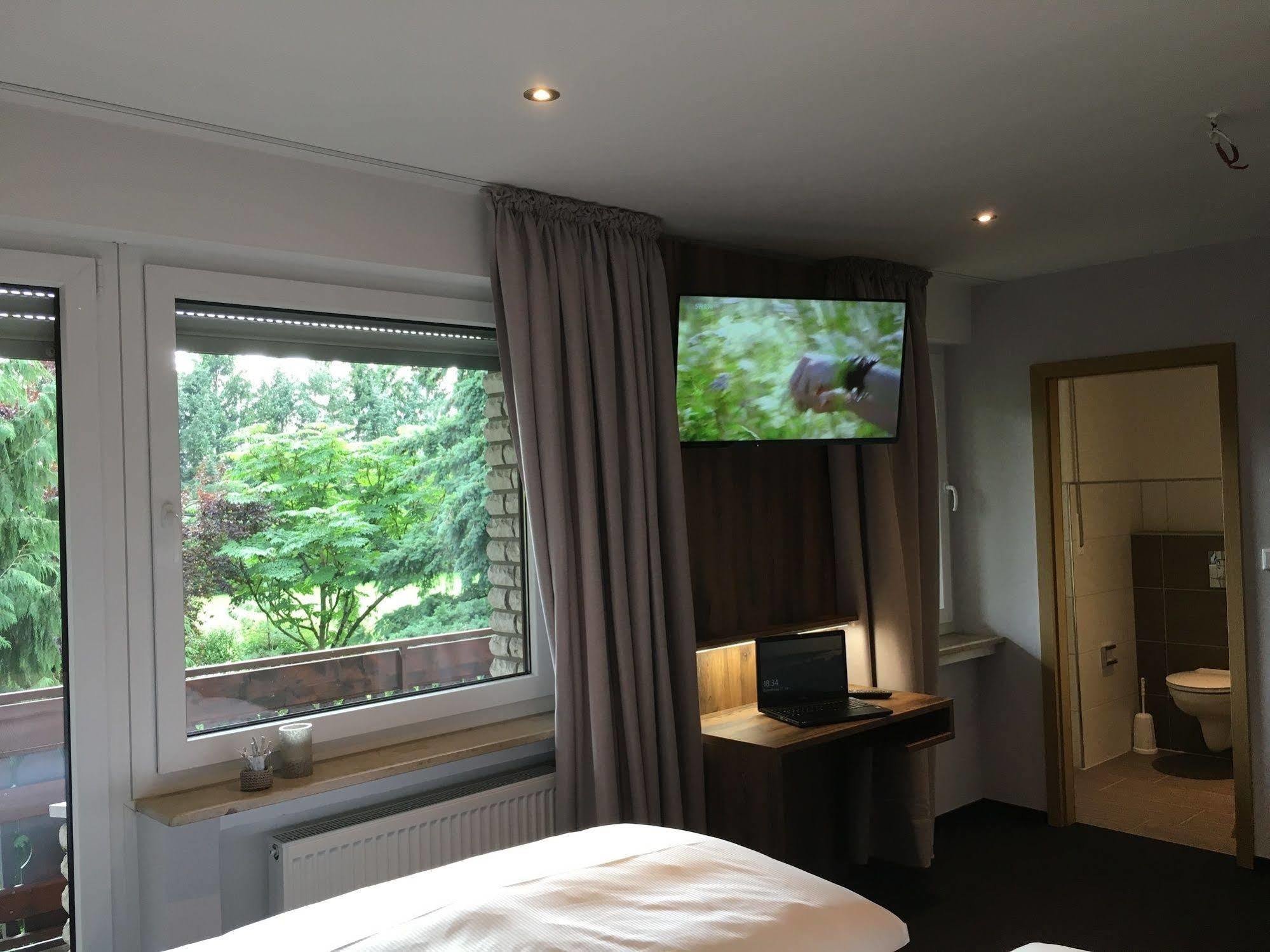 Hövelhof Landhaus Hotel Goeke מראה חיצוני תמונה