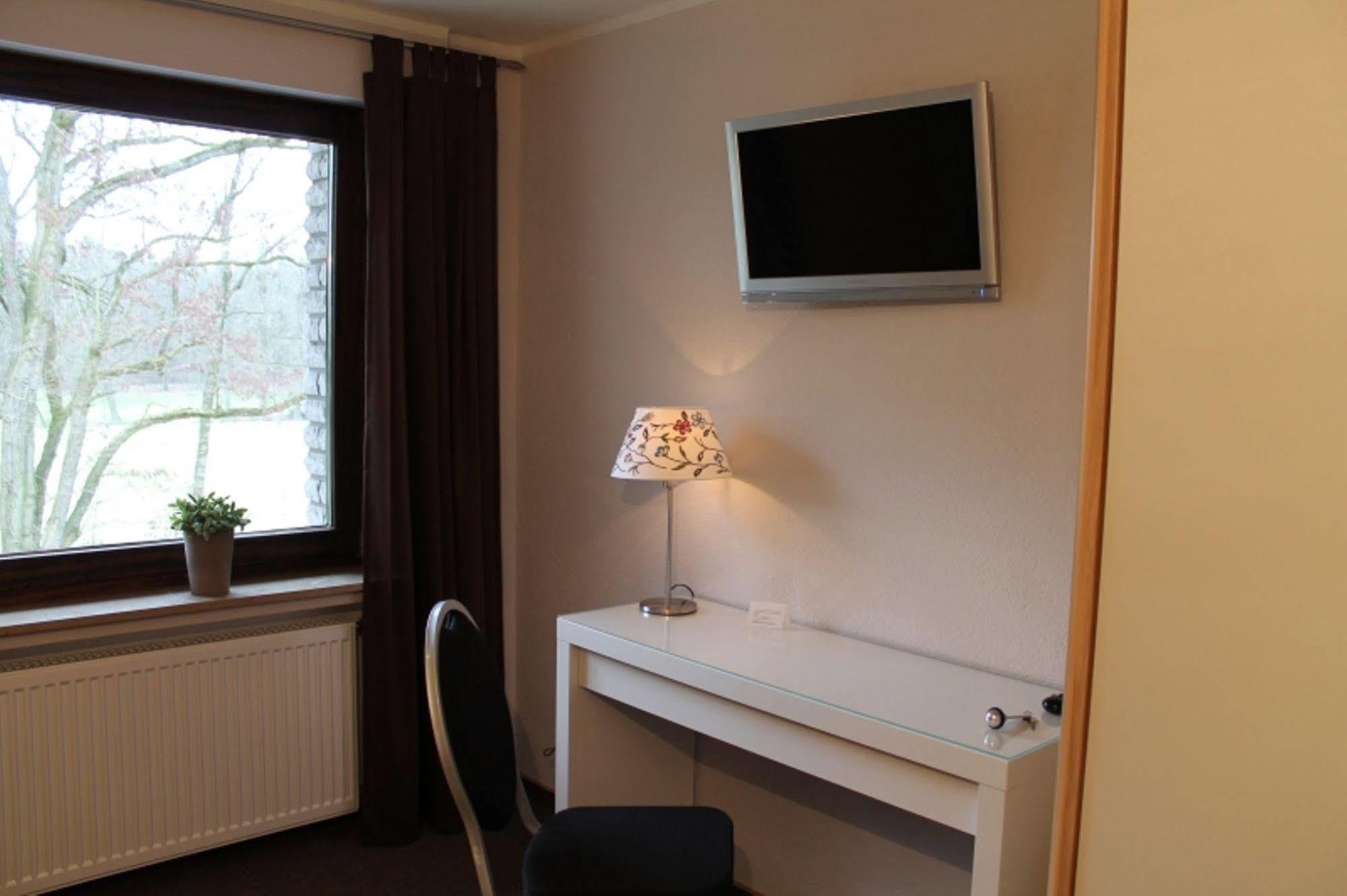 Hövelhof Landhaus Hotel Goeke מראה חיצוני תמונה