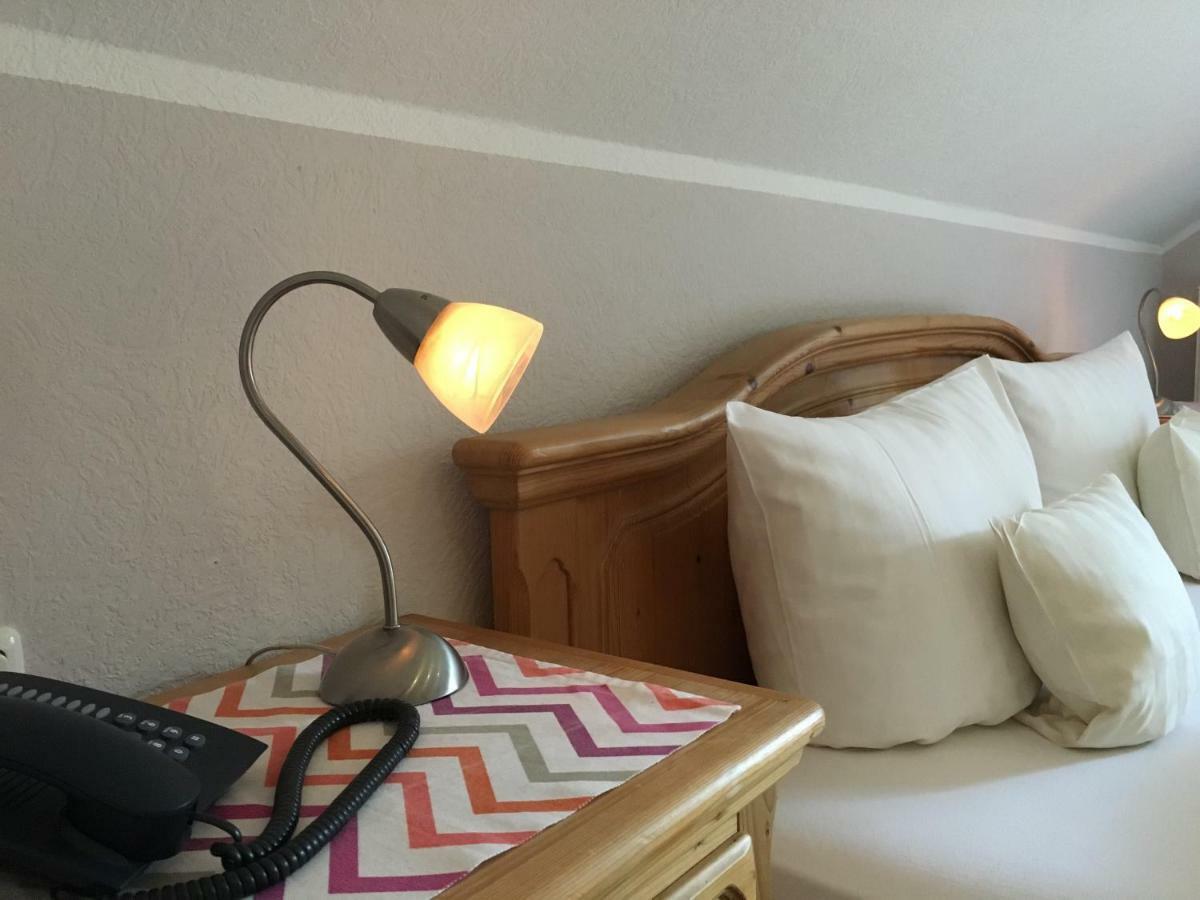 Hövelhof Landhaus Hotel Goeke מראה חיצוני תמונה