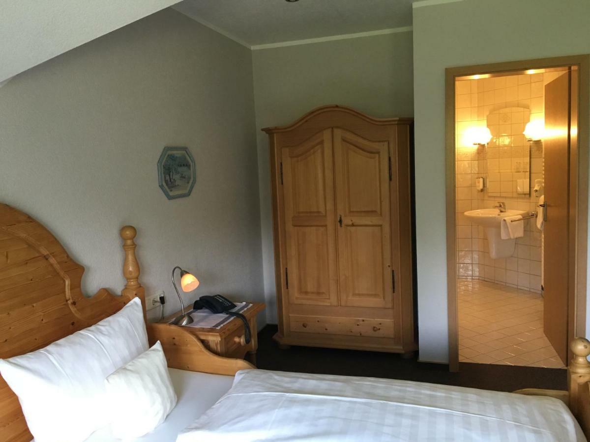 Hövelhof Landhaus Hotel Goeke מראה חיצוני תמונה